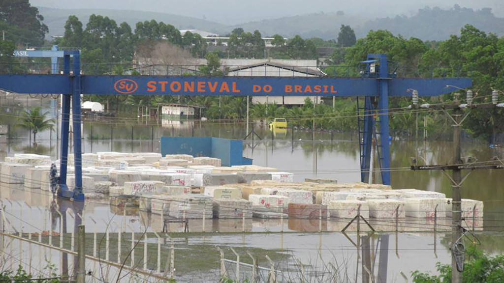 Empresas se unem contra alagamentos em polo industrial