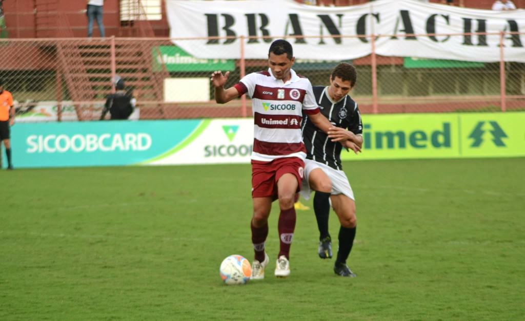 Desportiva Ferroviária e Rio Branco 4x2 Desafio Preto e Grená 2014