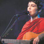 Adriana Calcanhoto no Centro de Convenções. Foto: Divulgação