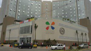 Shoppings ficam abertos até as 19h nesta quarta. No dia 1º apenas cinemas e praça de alimentação funcionam. Foto: Divulgação