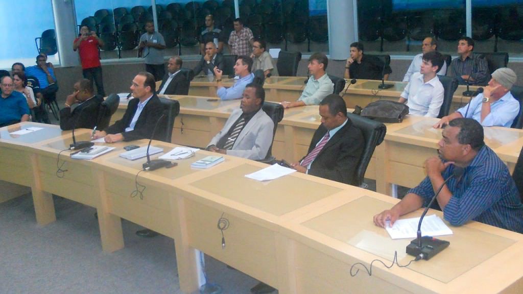 Os vereadores aprovaram o orçamento em sessão extraordinária nesta quinta-feira (29). Foto: Divulgação