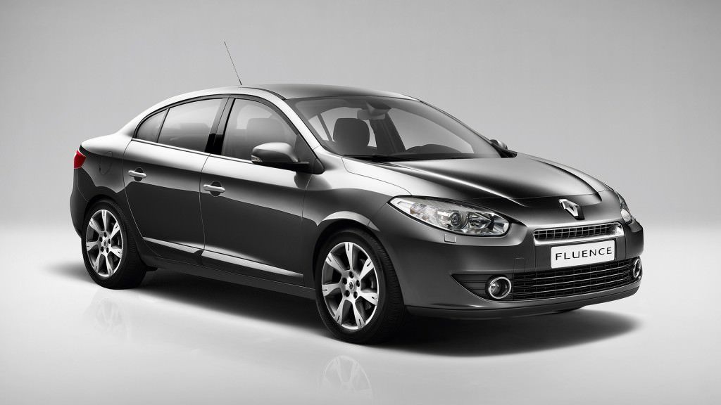 Os veículos oficiais foram substituídos pelo modelo Renault Fluence. Foto: Divulgação