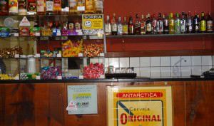 A Lei determina o fechamento de estabelecimentos que comercializam bebida alcoólica no município a partir da 1h da manhã. Foto: Arquivo TN