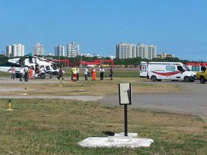 Helicópteros foram usados no resgate dos feridos do navio-plataforma da Petrobras. Foto: Divulgação