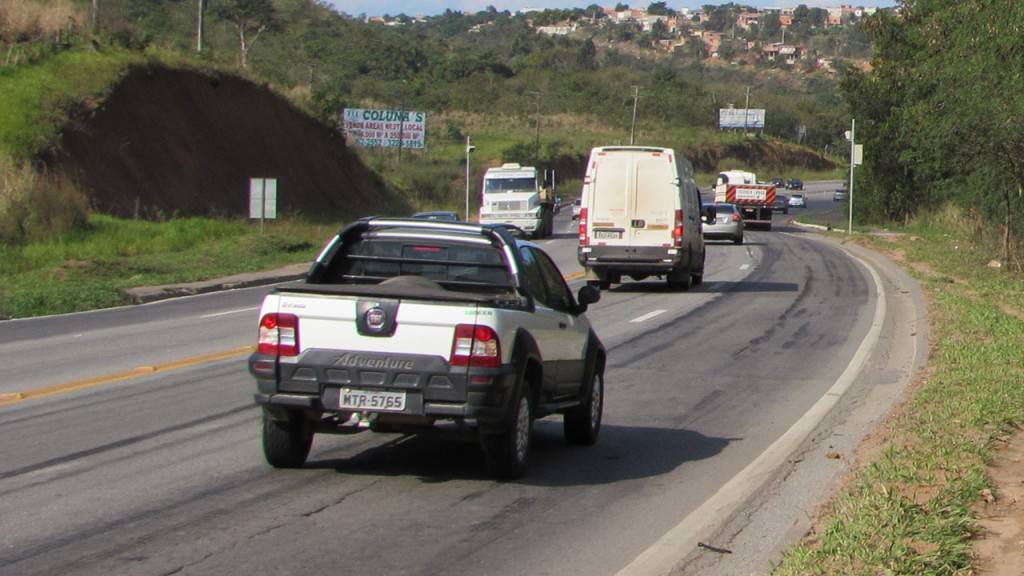 Sem iluminação e com o trevo inacabado, o trecho é apontado pela Polícia Rodoviária Federal como de alto risco. Foto: Arquivo TN