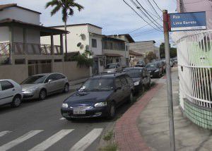 O alvo dos bandidos são as ruas que tem menos movimento, como a Lima Barreto. Foto: Fábio Barcelos