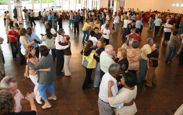 Uma das atividades favoritas e se encontrar para dançar um forró. Foto: Divulação