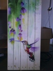 A foto na madeira é uma das novidades da feira. Foto: Divulgação