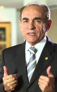 O deputado Marcelo Castro (PMDB-PI) é relator da Comissão de Reforma Política. Foto: Reprodução/YouTube