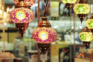 Luminárias de todos os tipos podem ser conferidas na feira. Foto: Divulgação