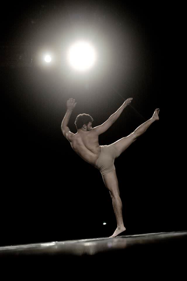 Ruan é o professor que vai mostrar um pouco de como é a dança contemporânea. Foto: Divulgação