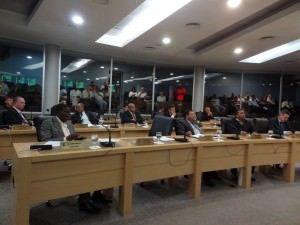 Vereadores de oposição e da base do prefeito Audifax Barcelos (PSB) divergem sobre votação de contas de gestão de Sérgio Vidigal (PDT). Foto: Conceição Nascimento