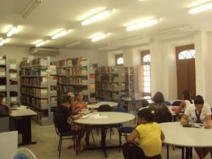 A Biblioteca Pública da Serra é um dos locais que poderão oferecer o Passaporte Cultural. Foto: Arquivo TN
