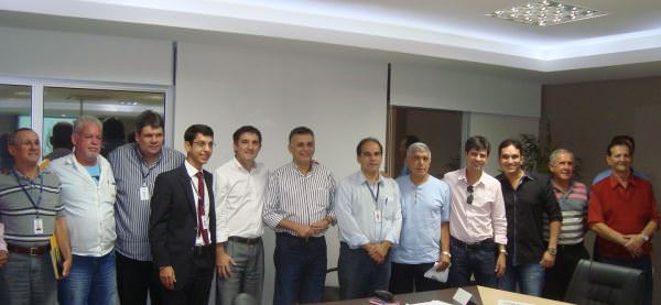 Reunião entre a diretoria do MEC e o Prefeito Audifax Barcelos. Foto: Divulgação