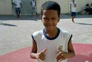 O menino desapareceu depois de sair da escola onde estuda a Dom Helder, em Jacaraípe. Foto: Divulgação