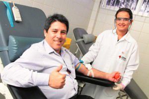 ALESSANDRO Loureiro, de Laranjeiras, doa sangue de duas a três vezes por ano. Foto: Fábio Barcelos 