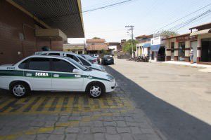 Taxistas pedem sinalização. Foto: Gabriel Almeida 