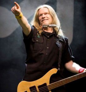 Humberto Gessinger é ex-vocalista da banda Engenheiros do Hawaii e faz show nesta sexta (4). Foto: Divulgação/Facebook