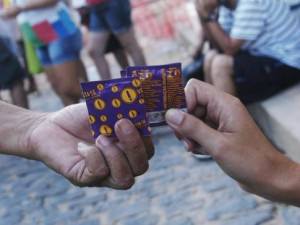 Os preservativos serão distribuídos também na rodoviária de Carapina, na sexta. Foto: Divulgação / Agência Brasil