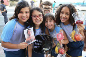 Alunos da escola Adventista participaram da ação. Foto: Divulgação