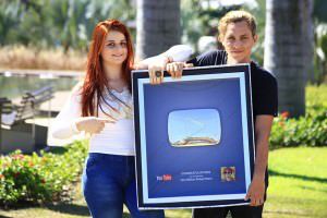 Reynold com Pietra Alexandra que também é uma youtuber e produtora do canal MixReynold. Foto: Edson Reis