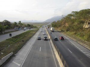 Trecho da rodovia do Contorno em Carapina onde será obrigatório acender farol de dia. Foto: Arquivo TN Fábio Barcelos