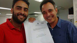 Os presidentes do Solidariedade, Artur Costa, e do PSC, Pastor Aílton, após o registro da coligação. Foto: Divulgação