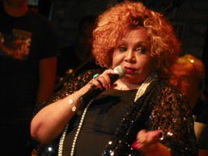 A sambista Alcione se apresenta na sexta-feira. Foto: Divulgação