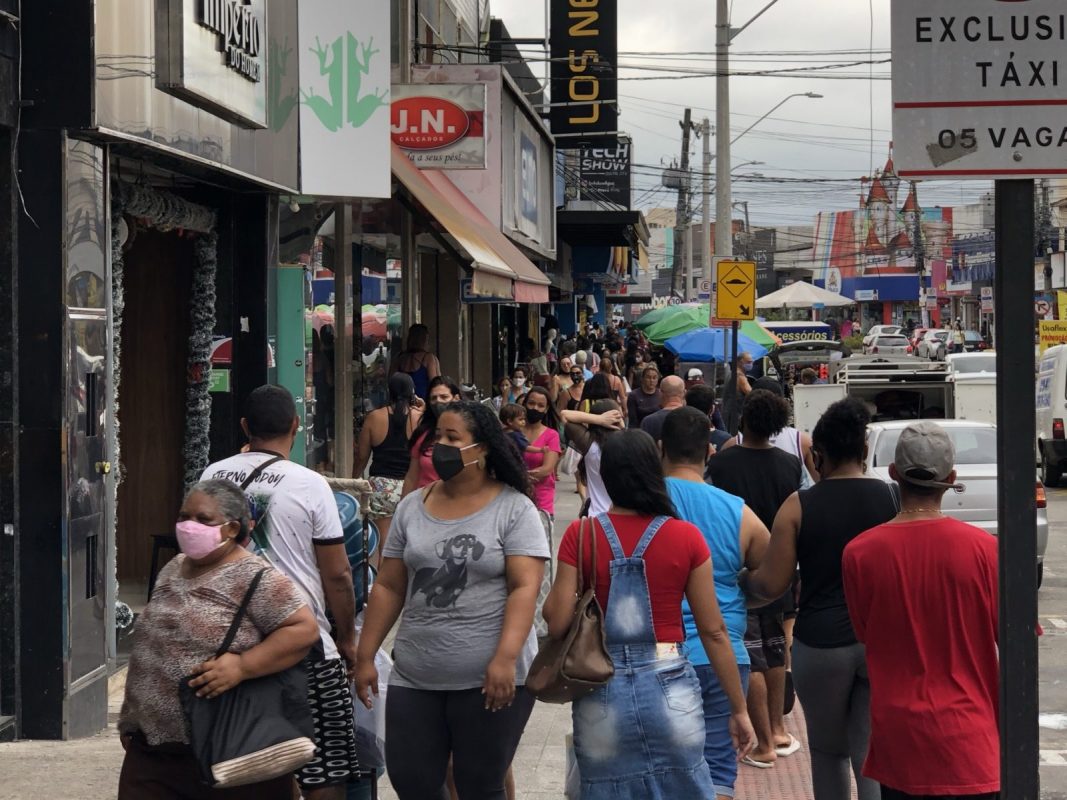 Veja o que funciona nos feriados de Natal e réveillon na Serra