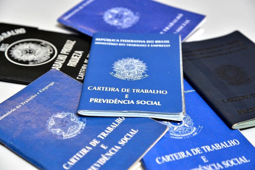 1535734697904-pms1172