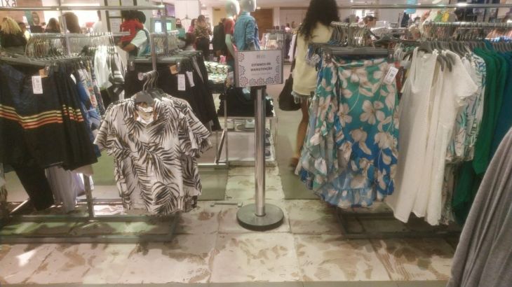 8CB19D33-DBE2-49C1-868C-2404FBE68319