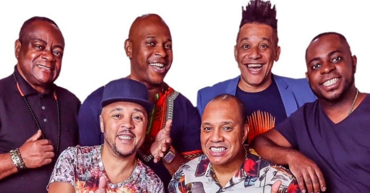 Facebook e capa portal