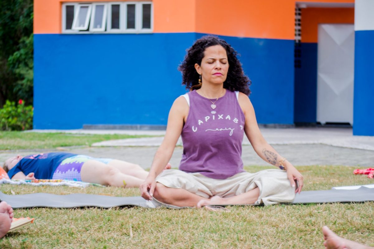 Projeto vai promover aulas de yoga de graça no Parque da Cidade na Serra