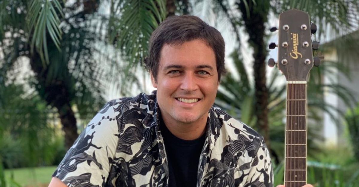 Cópia de facebook Serra