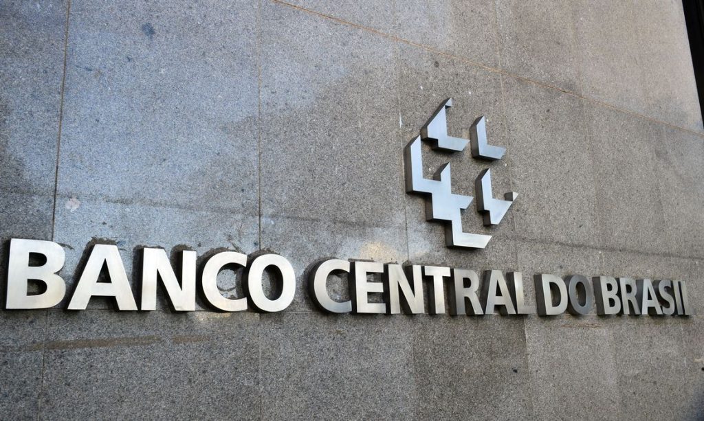 banco_central_mcajr_abr_0104222276 dívidas