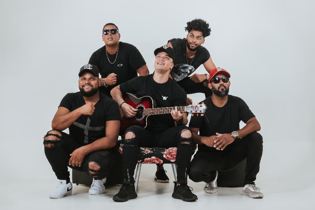 prefixo 27 feijoada Serra pagode