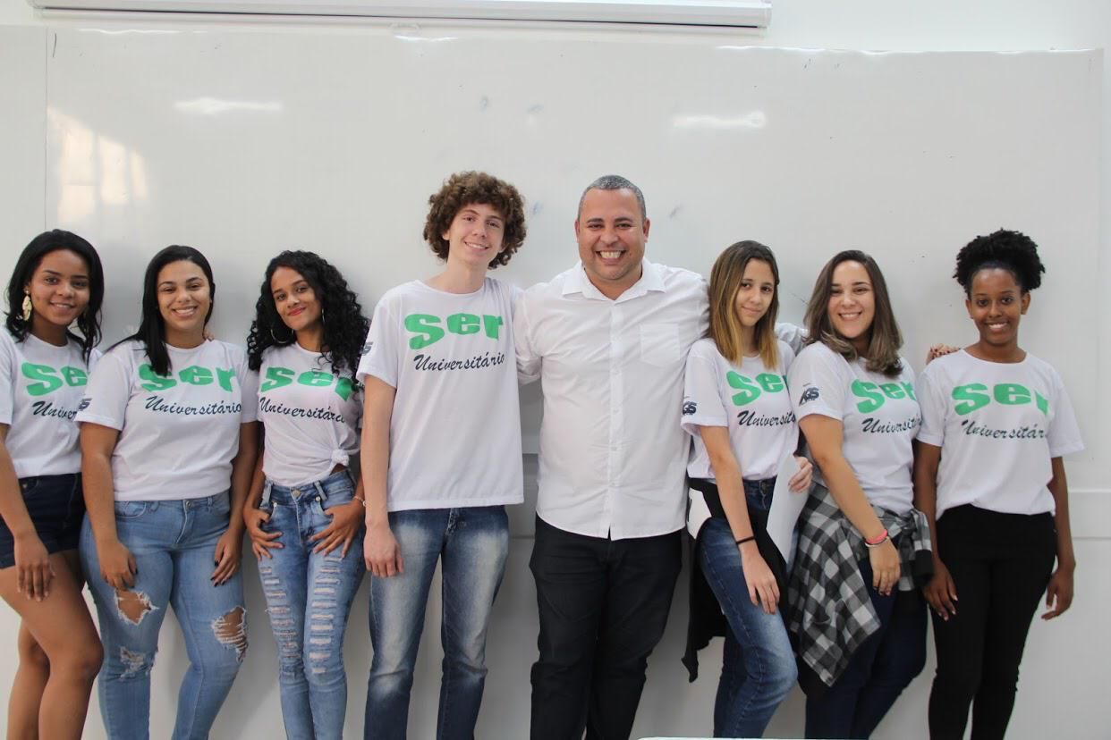 Pré-Enem gratuito Serra