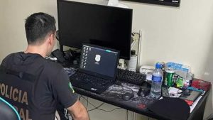 Polícia pornografia