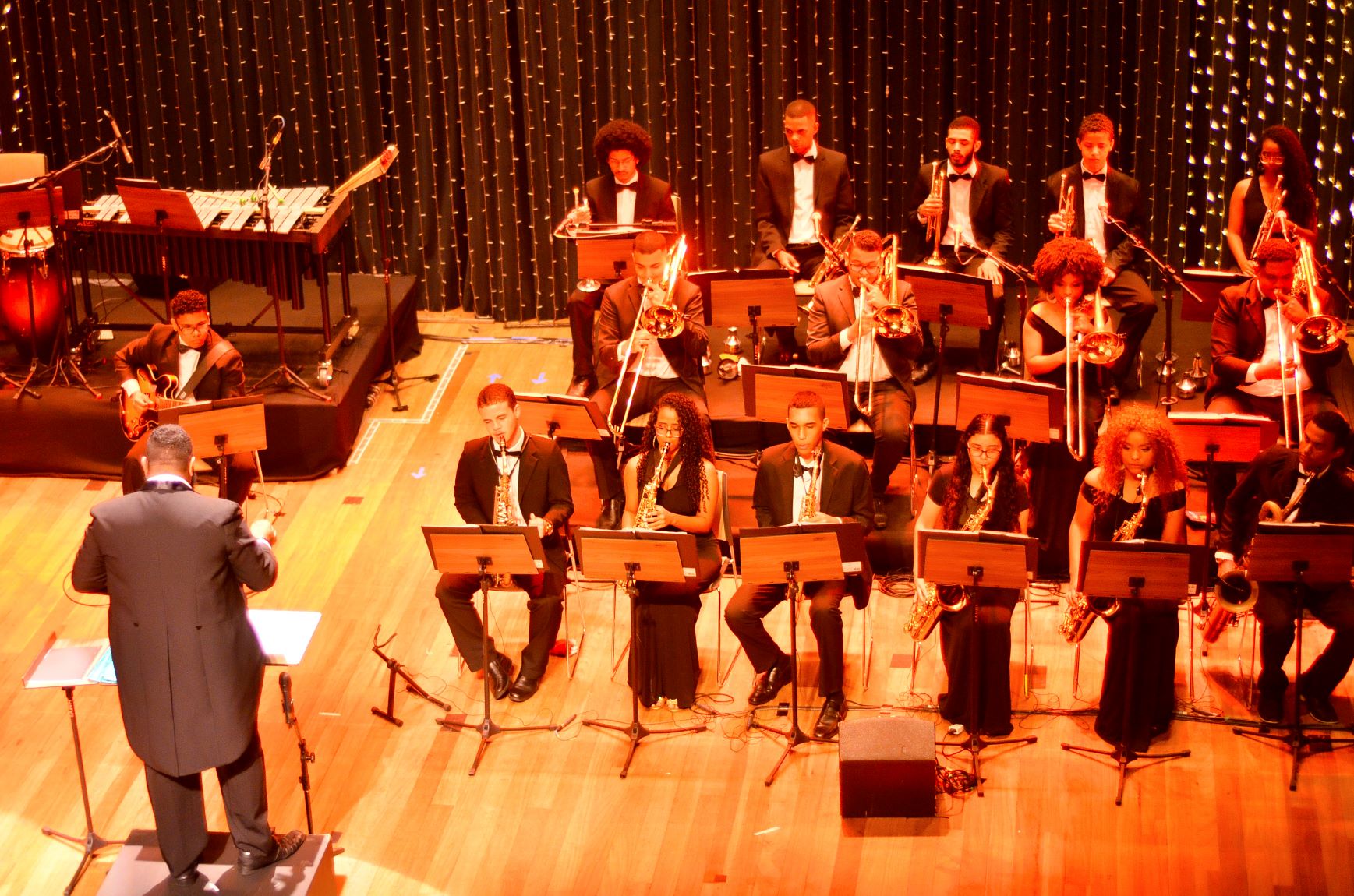 Vale Musica Jazz Band FOTO Thuanny Louzada Nelson Ayres