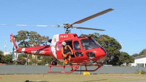 Menino Criança Condomínio de luxo