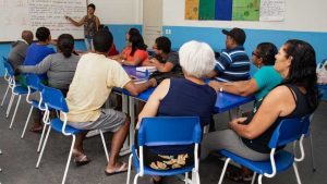 Serra abre 500 vagas de supletivo gratuito para concluir os estudos