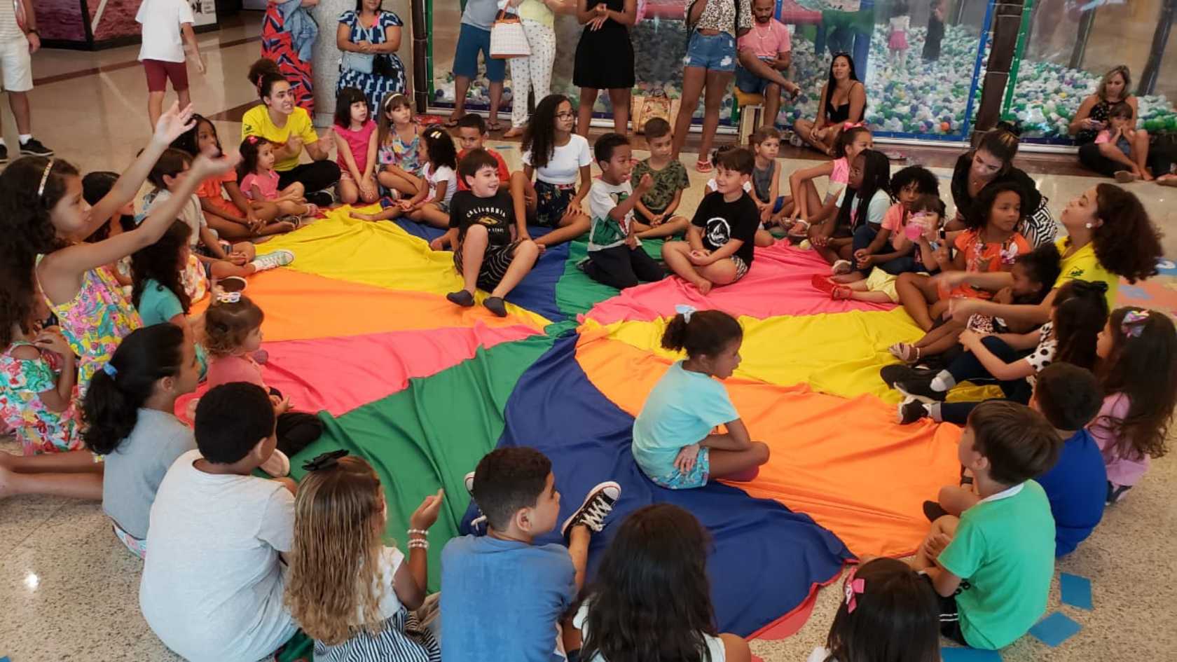 Cópia de Design sem nome (3) circo teatro