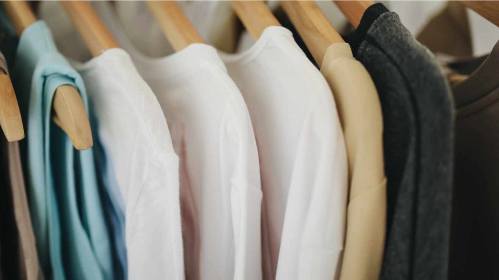 bazar de roupas