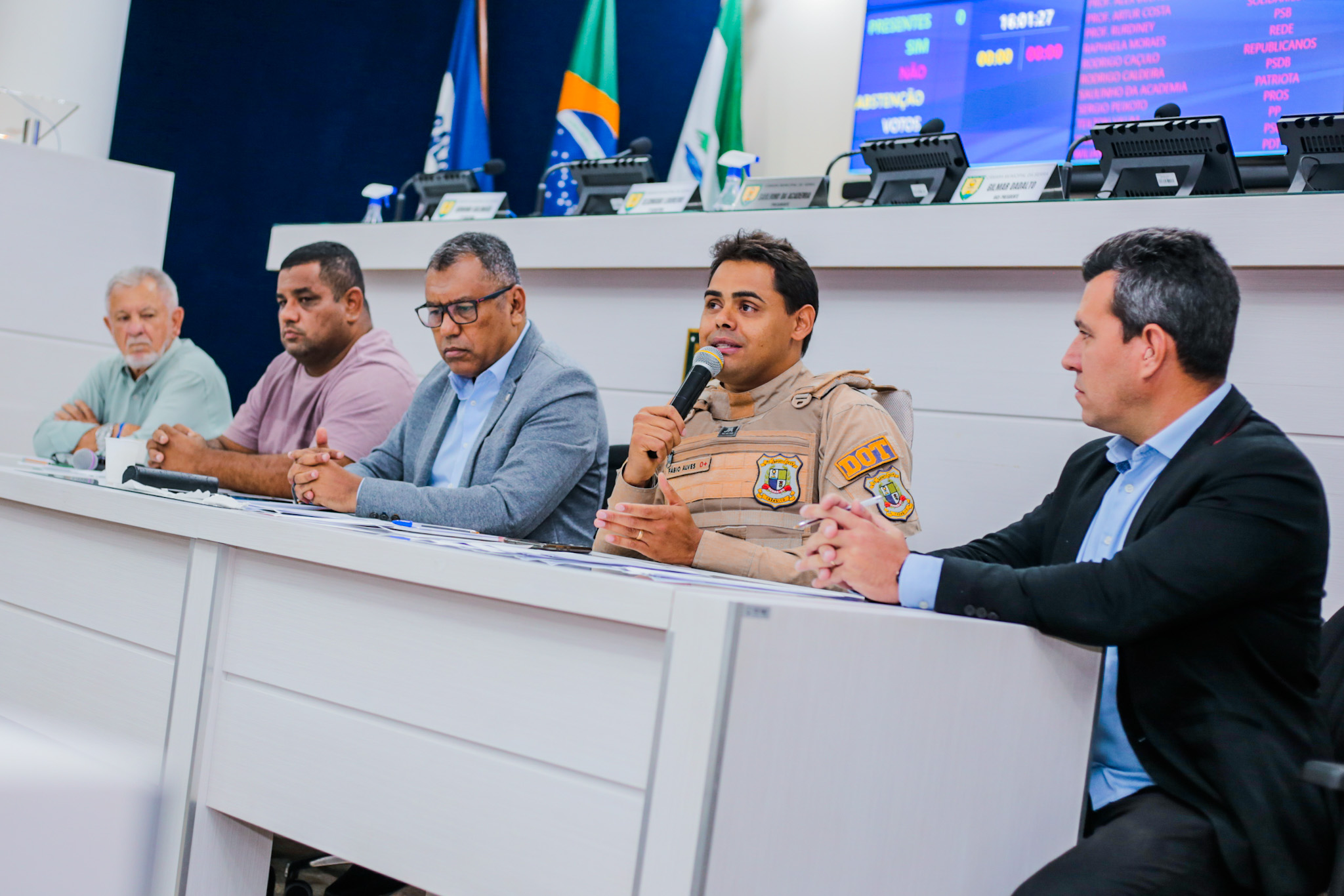 camara discute multas 1