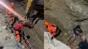 Adolescente Buraco Futebol