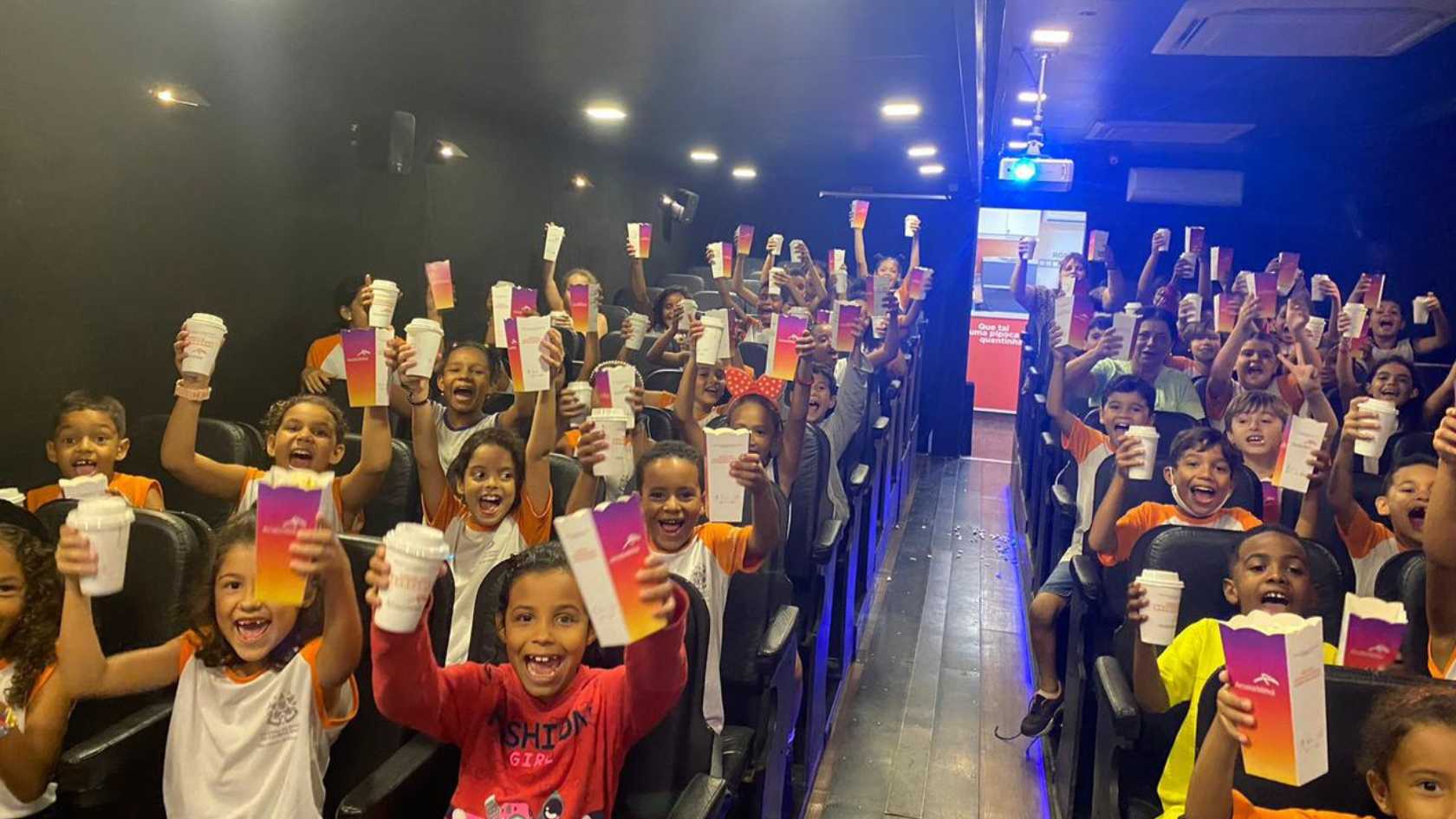 Carreta que vira cinema