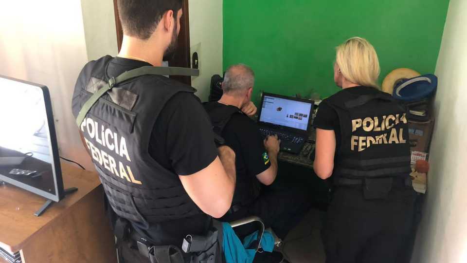 Polícia Federal Pedófilo Serra Pornografia infantil