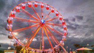 Parque de Diversões Roda-gigante Serra Touro mecânico Feira dos Municípios
