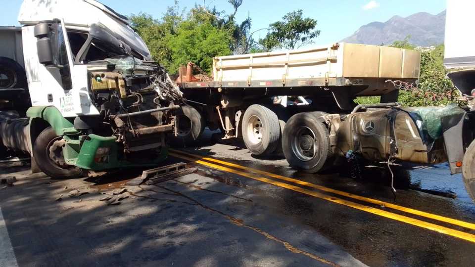 Acidente BR-101 Motorista Serra