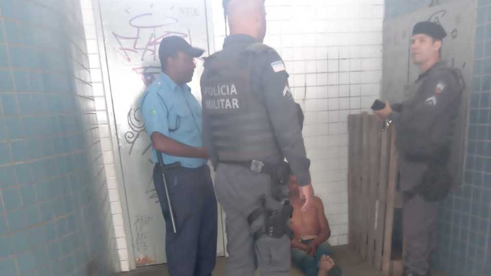 Terminal da Serra Transcol Bandido Casal de idosos